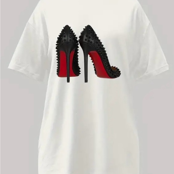 New! Fashion Graphic Tee - Picture 3 of 5